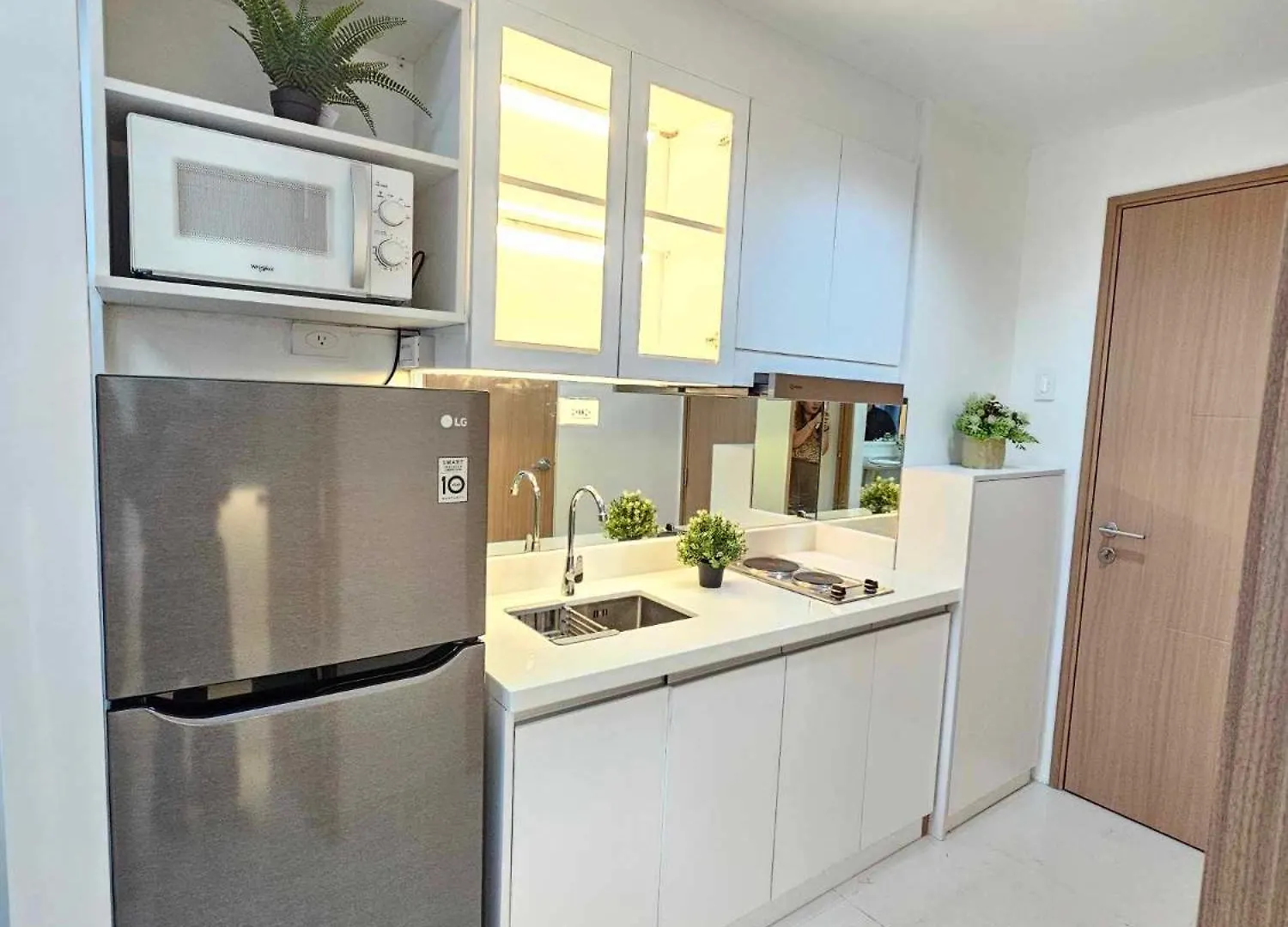 Shore 3 Tower 4 Amenity View Pasay Manila Philippines